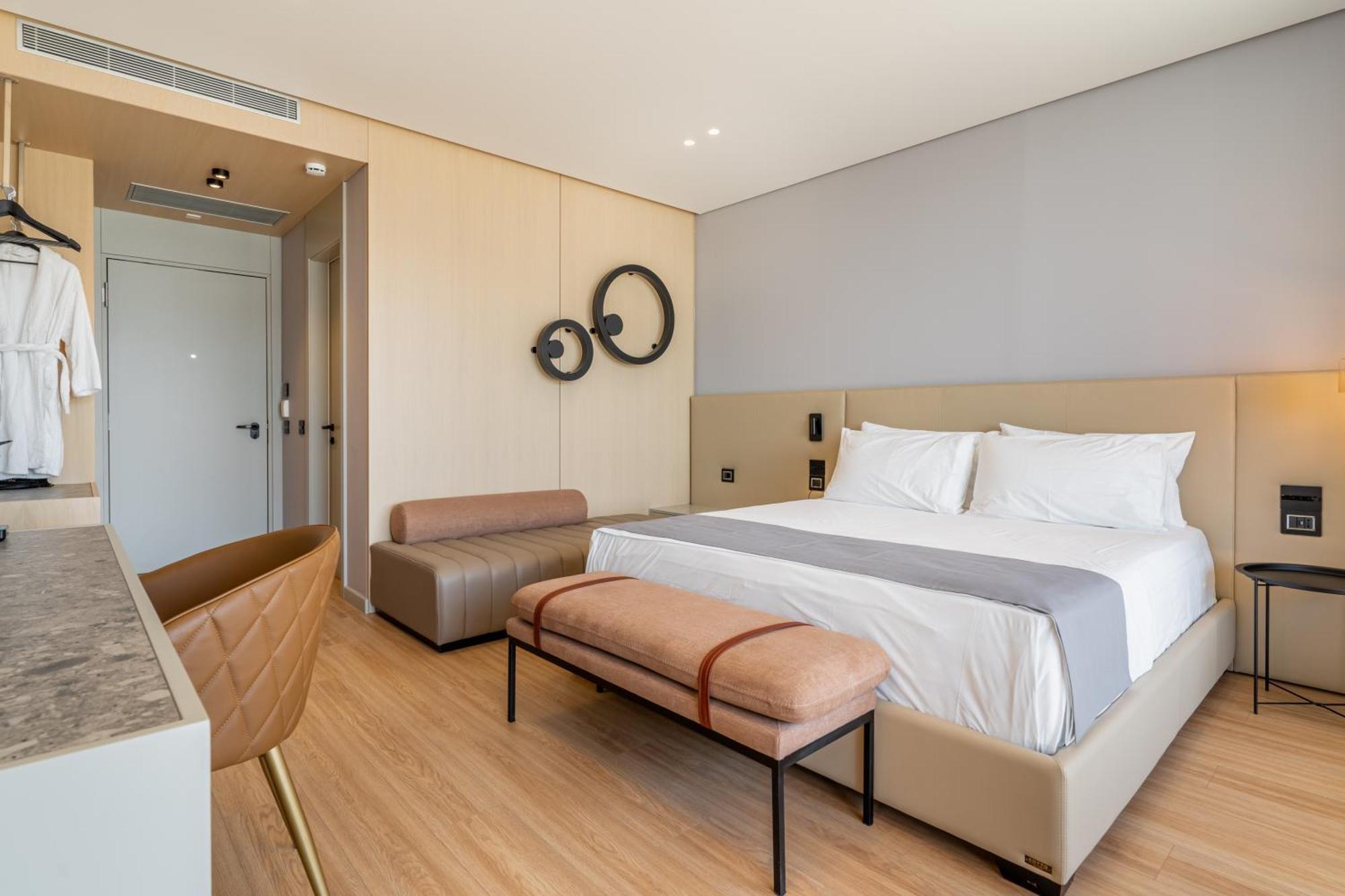 Yacht Premium Hotel Sarande Phòng bức ảnh